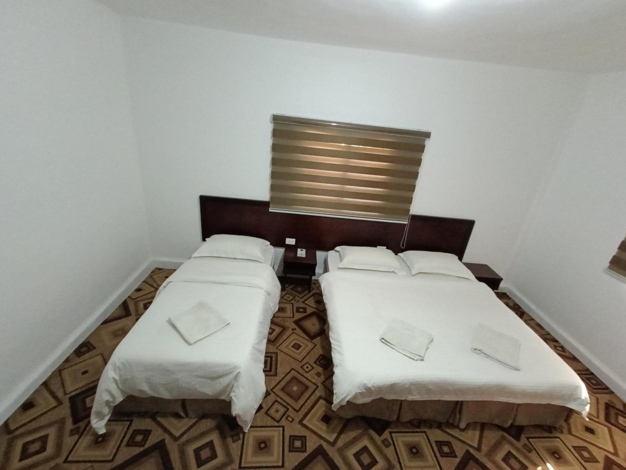 Happy Night Hostel Wadi Musa Exterior photo